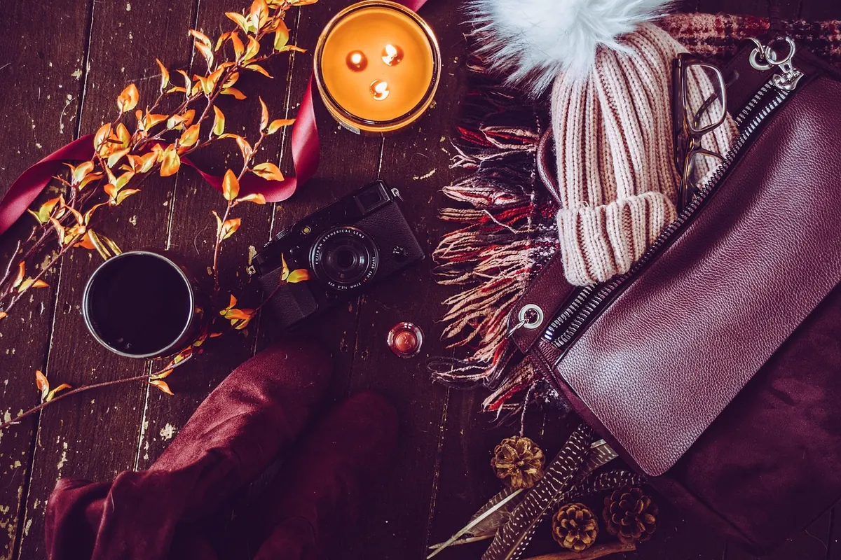 A Seasonal Storyteller's Checklist: Autumn and Winter Folklore Tales