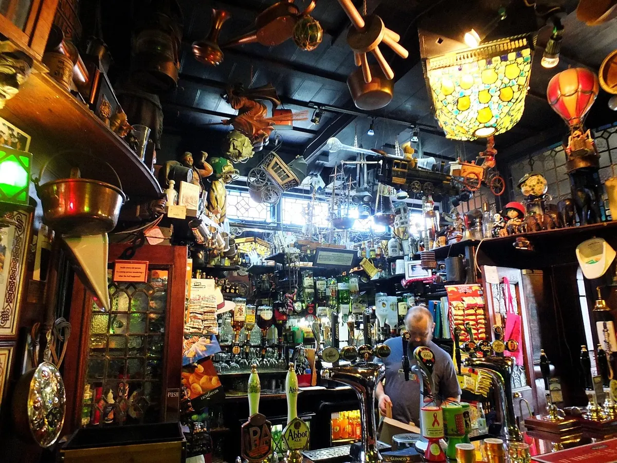 How to Build a Folklore Storytelling Session for a Local Pub or Café
